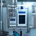 중환자실 침대와 의료 기기